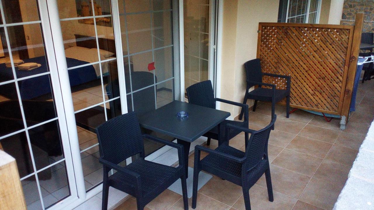 Amimaya Apartments Emporeiós Habitación foto